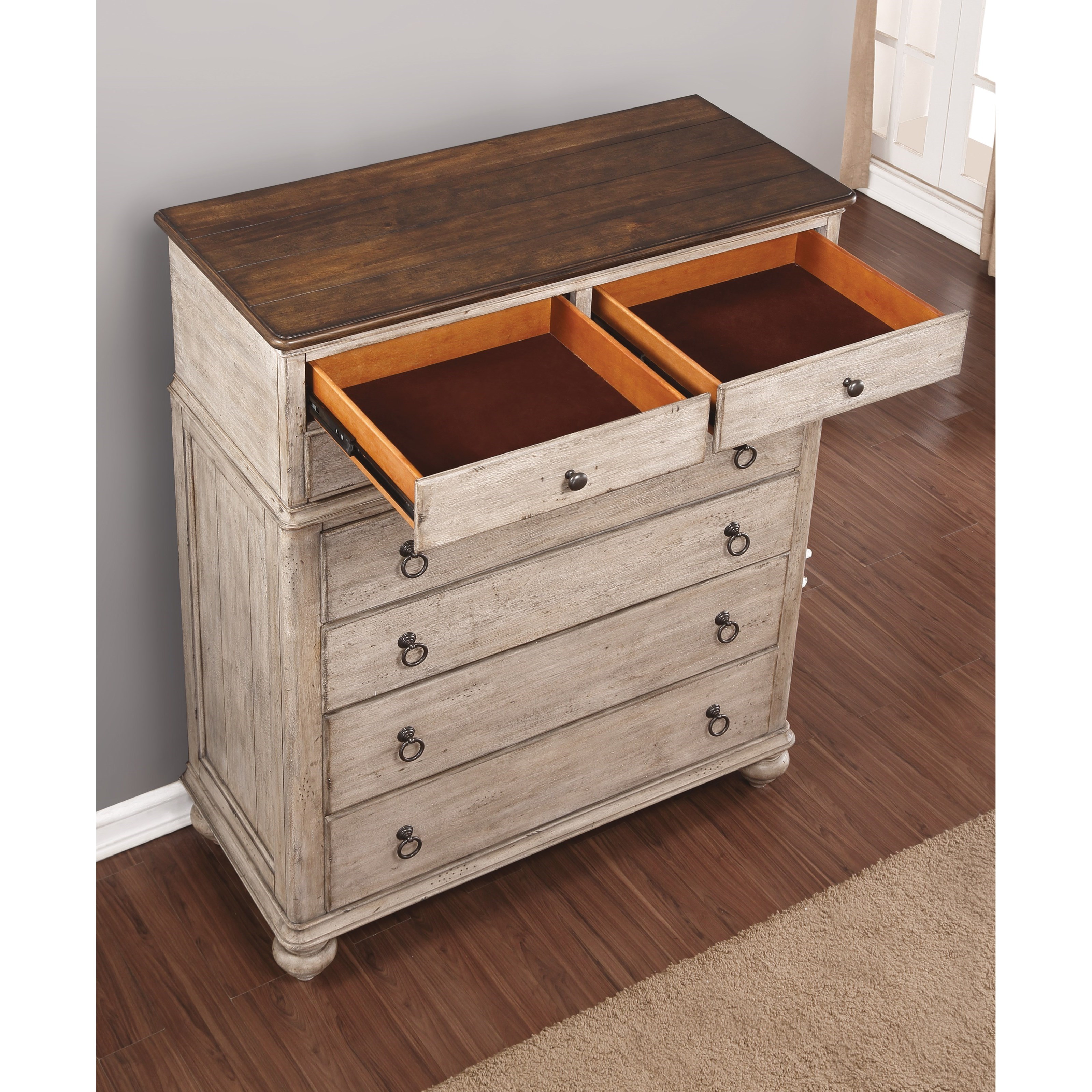 Flexsteel Wynwood Collection Plymouth Relaxed Vintage Chest of Drawers